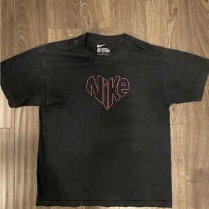 Nike ‘Heart’ Graphic Tee